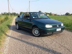 Verde Usata 1998 VW Golf Cabriolet Classicline Cabrio | 4990 € (Buon prezzo)