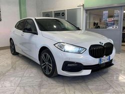 Bianco Usata 2020 BMW 118 Advantage Due volumi | 18.900 € (Ottimo prezzo)