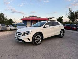 Bianco Usata 2016 Mercedes GLA180 Business SUV | 16.900 € (Buon prezzo)