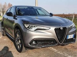Grigio Usata 2017 Alfa Romeo Stelvio Executive SUV | 18.500 € (Buon prezzo)
