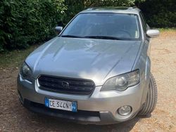 Argento Usata 2004 Subaru Legacy Tre volumi | 8000 €