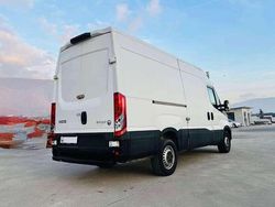 Bianco Usata 2018 Iveco Daily Due volumi | 18.500 € (Cara)