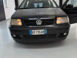 Nero Usata 2000 VW Polo Highline Tre volumi | 1700 € (Buon prezzo)