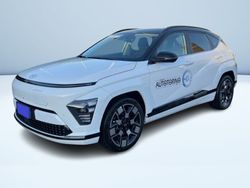 Bianco pastello Usata 2023 Hyundai Kona Edition+ SUV | 32.200 € (Ottimo prezzo)