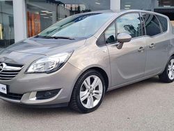 Grigio Usata 2016 Opel Meriva Cosmo Monovolume | 6900 € (Buon prezzo)