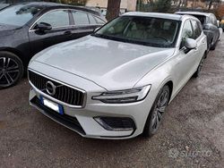 Grigio Usata 2021 Volvo V60 Inscription Station wagon | 25.500 € (Ottimo prezzo)