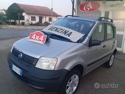Grigio Usata 2006 Fiat Panda 4x4 Due volumi | 5950 € (Buon prezzo)