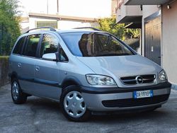 Argento Usata 2003 Opel Zafira Monovolume | 2990 € (Molto cara)