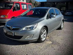 Grigio Usata 2011 Opel Astra Tre volumi | 2300 € (Ottimo prezzo)