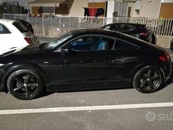 Nero Usata 2007 Audi TT Ambiente Coupé | 9000 €