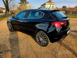 Nero Usata 2011 Alfa Romeo Giulietta Distinctive Tre volumi | 5990 € (Buon prezzo)