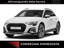 Bianco Nuova 2025 Audi A3 Advanced Tre volumi | 37.285 € (Super prezzo)