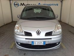 Argento Usata 2011 Renault Modus Monovolume | 4900 € (Cara)