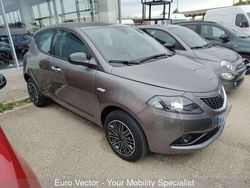 Grigio Usata 2022 Lancia Ypsilon Gold Due volumi | 12.500 € (Buon prezzo)