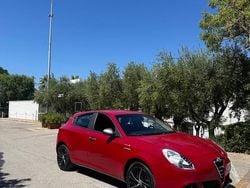 Rosso Usata 2012 Alfa Romeo Giulietta Progression Tre volumi | 4999 € (Super prezzo)