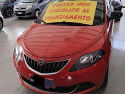 Rosso Usata 2022 Lancia Ypsilon Silver Due volumi | 10.990 € (Buon prezzo)
