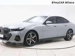 Nero carbone Usata 2025 BMW 520 M Sport Tre volumi | 57.000 € (Cara)