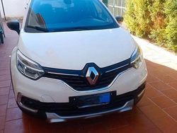Beige Usata 2018 Renault Captur Intens SUV | 11.500 € (Buon prezzo)