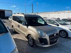 Oro Usata 2014 Fiat Doblò Monovolume | 7700 € (Buon prezzo)
