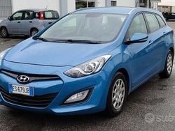 Blu Usata 2013 Hyundai i30 Comfort Station wagon | 6500 € (Buon prezzo)