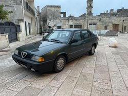 Verde Usata 1991 Alfa Romeo 33 Tre volumi | 4990 €