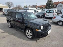 Nero Usata 2009 Jeep Patriot SUV | 4900 €