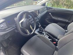 Beige Usata 2023 VW Polo Tre volumi | 19.700 € (Buon prezzo)