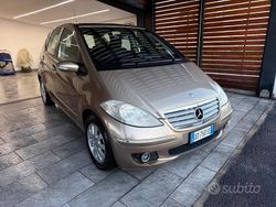 Oro Usata 2007 Mercedes A180 Avantgarde Tre volumi | 3700 € (Buon prezzo)
