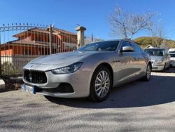 Argento Usata 2014 Maserati Ghibli Tre volumi | 28.500 € (Buon prezzo)