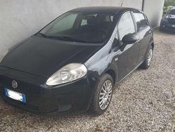 Usata 2011 Fiat Grande Punto Due volumi | 3500 € (Buon prezzo)