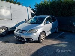 Usata 2006 VW Golf Plus Monovolume | 3200 €