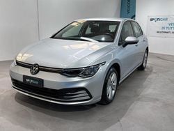 Argento Usata 2023 VW Golf Life Tre volumi | 18.500 € (Super prezzo)