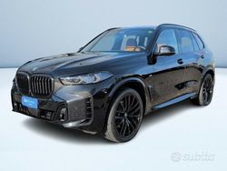Nero Usata 2024 BMW X5 M Sport SUV | 73.900 € (Cara)