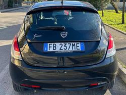 Nero Usata 2015 Lancia Ypsilon Silver Due volumi | 7500 € (Buon prezzo)