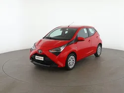 Rosso Usata 2019 Toyota Aygo Cool Due volumi | 10.799 € (Buon prezzo)