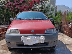 Rosso Usata 1998 Fiat Punto Star Due volumi | 1200 € (Buon prezzo)