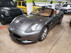 Grigio Usata 2010 Ferrari California Cabrio | 107.000 € (Super prezzo)