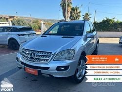Usata 2007 Mercedes ML320 SUV | 7490 €
