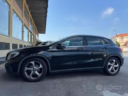 Nero Usata 2020 Mercedes 180 Tre volumi | 24.000 €