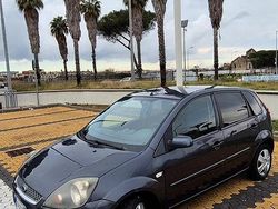 Usata 2008 Ford Fiesta Due volumi | 1300 € (Super prezzo)