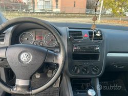 Grigio Usata 2007 VW Golf V Tre volumi | 2700 €