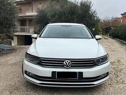 Bianco Usata 2017 VW Passat Business Station wagon | 9500 € (Cara)