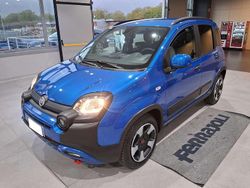 Blu/azzurro Usata 2024 Fiat Panda Cross Cross Due volumi | 12.390 € (Buon prezzo)