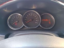 Usata 2013 Dacia Sandero Lauréate Tre volumi | 5000 € (Cara)