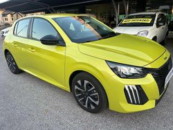 Giallo Usata 2024 Peugeot 208 Active Due volumi | 15.750 € (Buon prezzo)