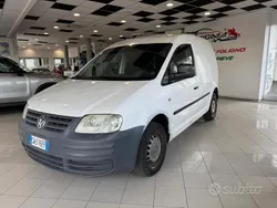 Bianco Usata 2005 VW Caddy Monovolume | 5300 € (Cara)