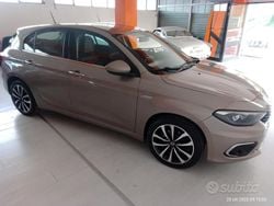 Beige Usata 2017 Fiat Tipo Lounge Tre volumi | 9400 € (Buon prezzo)