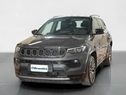 Grigio Usata 2024 Jeep Compass Summit SUV | 30.100 € (Buon prezzo)