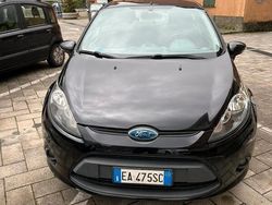 Nero Usata 2010 Ford Fiesta Due volumi | 4750 € (Buon prezzo)