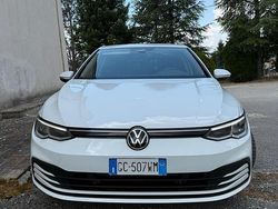 Bianco Usata 2020 VW Golf VIII Business Tre volumi | 15.400 € (Cara)